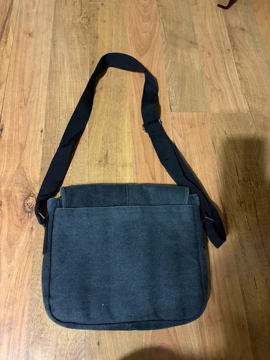 Canvas Messenger Bag - Roots - Picture 2 of 3